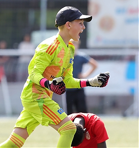 Dateiname=2024-2025_U11_HMhalbfinale_ETV-HSV_04.JPG
Dateigröße=1531KB
Abmessungen: 3336x3543
hinzugefügt am: 29. Juni 2025 2024-2025_U11_HMhalbfinale_ETV-HSV_04.JPG